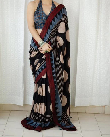 Exclusive Black Digital Printed Linen Saree with Blouse Piece – Stylish & Elegant